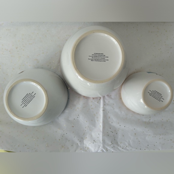 New Set of 3 Christmas Nesting Bowls Holiday Decorπ - Picture 10 of 14